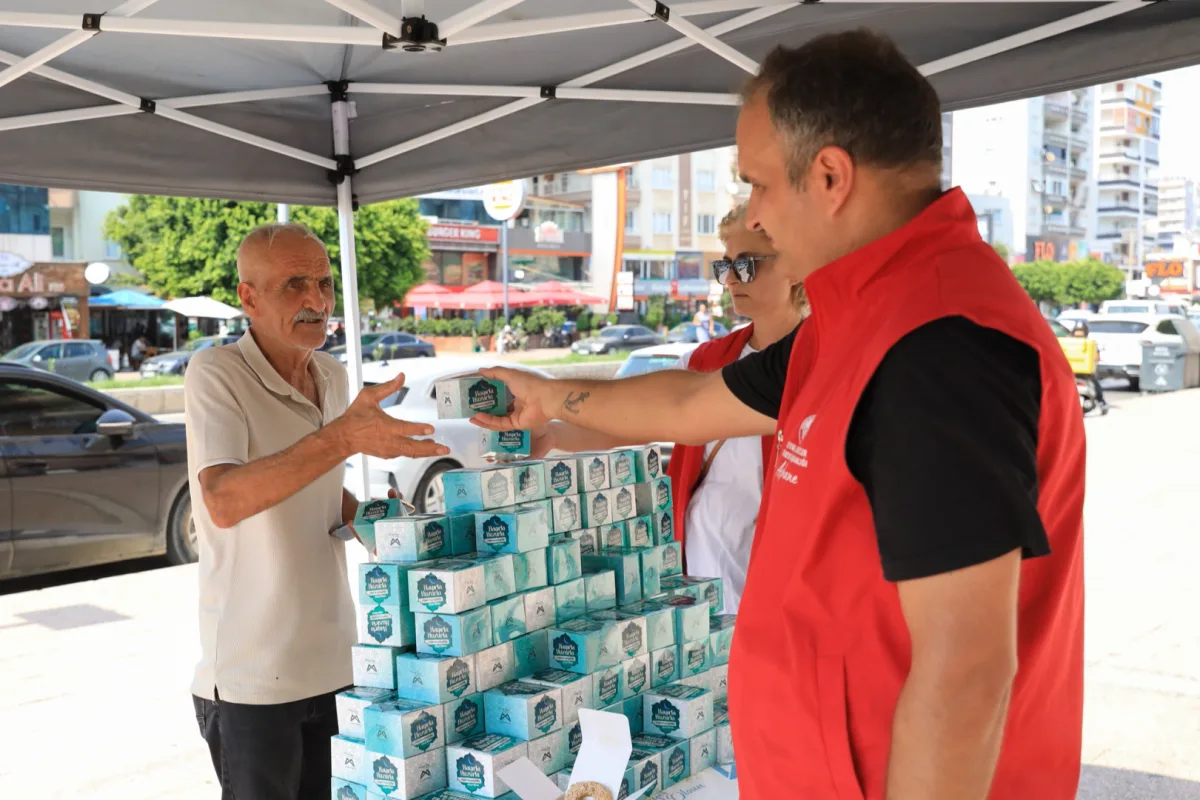 Mersin’dän 15 Bin Kandil Simidi Dağıtıldı – Belediye Hizmetler