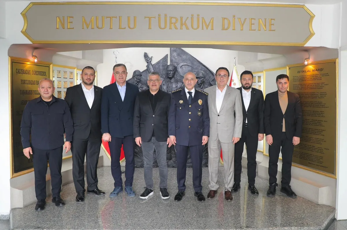 İl Emniyet Müdürümüz Sayın Maksut Yüksek’i Polis Haftası dolayısıyla ziyaret ettik.