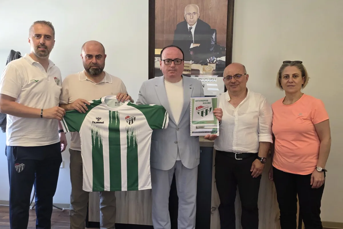Artvinspor Kadın Voleyboluna Yeni Destek Turu