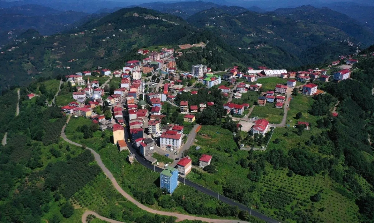 Ordu'da 1 Km Yola Sıcak Asfalt, İlküvez Mahallesi Yenilendi