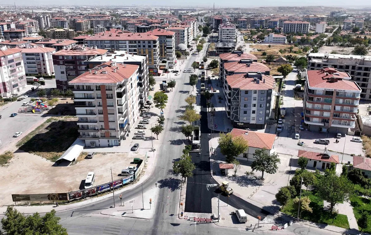 Karatay'da Sedirler Caddesi'nde 800 Metre Asfalt Yenilenecek
