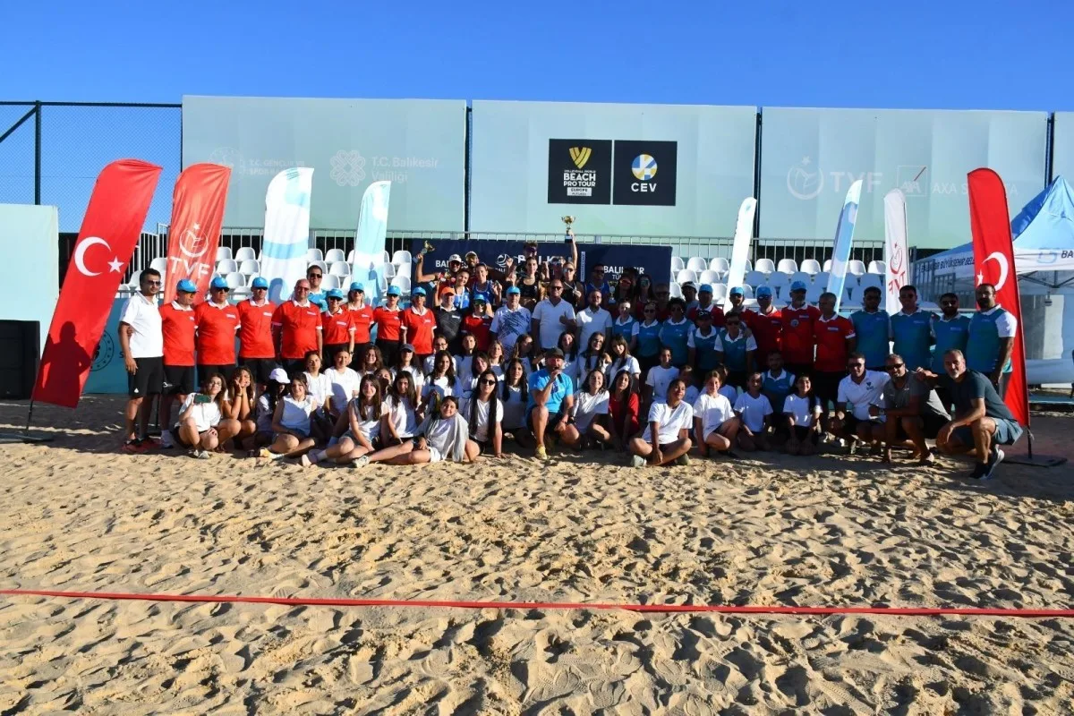 Moldova Çiftleri Plaj Voleybolu Şampiyonası'nda Şampiyon Oldu