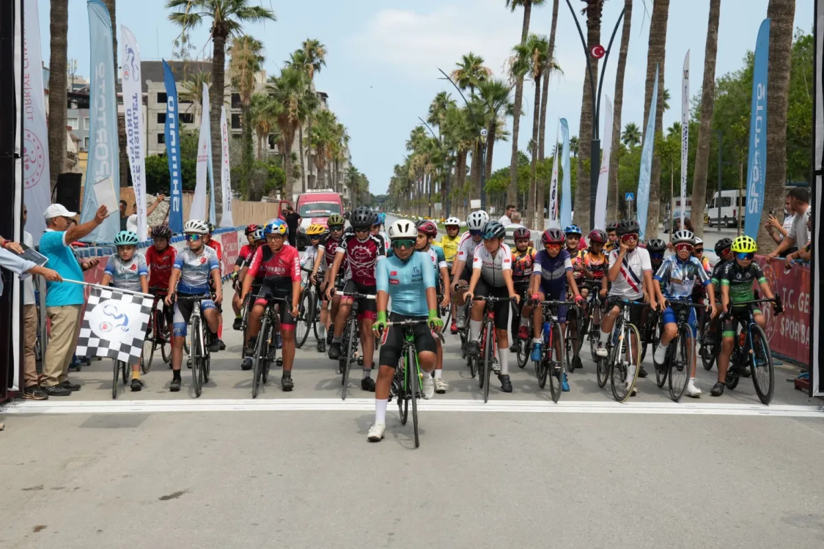 Türkiye Kupası 6. Etap Yol Yarışları İskenderun’da Tamamlandı