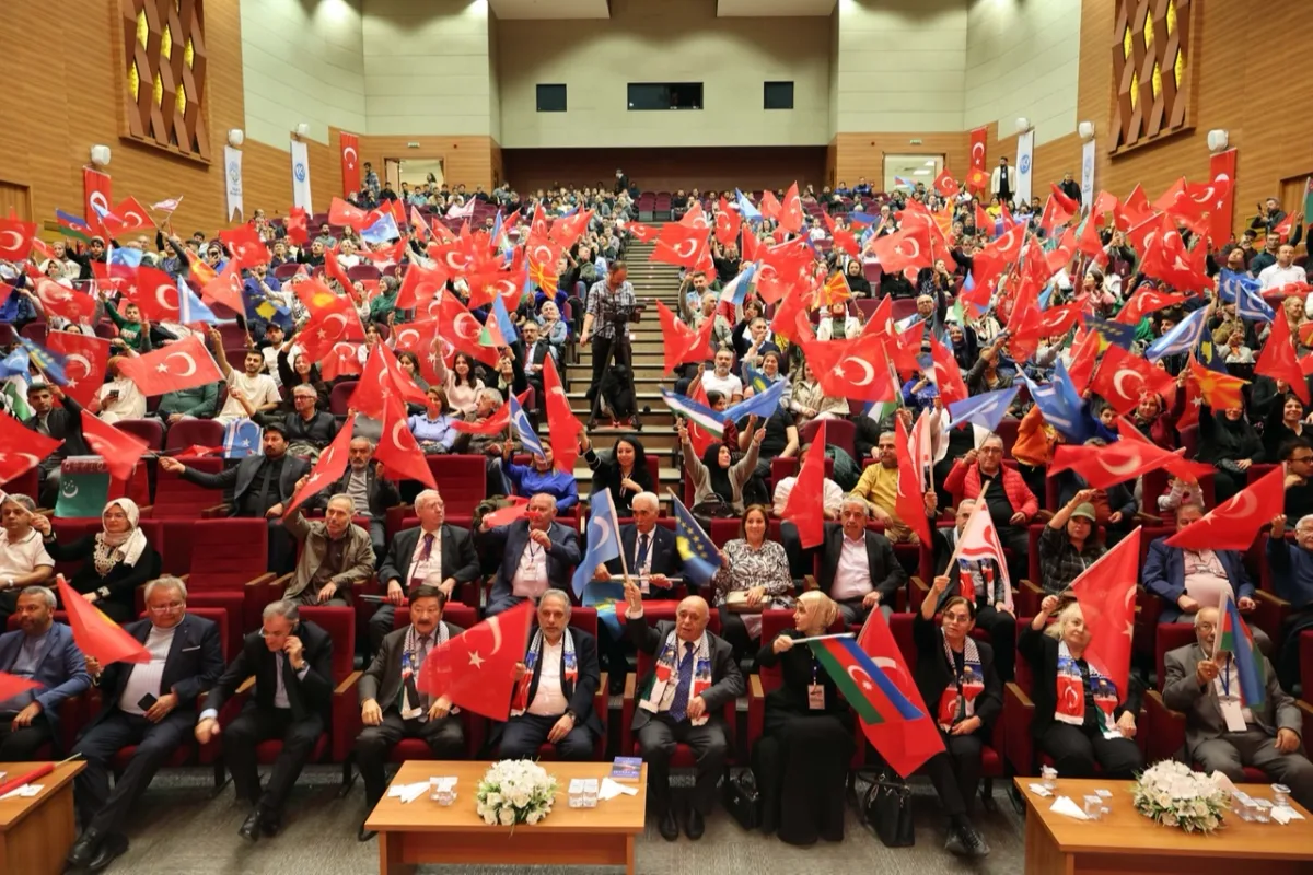 100. Yılında Türkoloji Zirvesi Talas'ı Sarstı