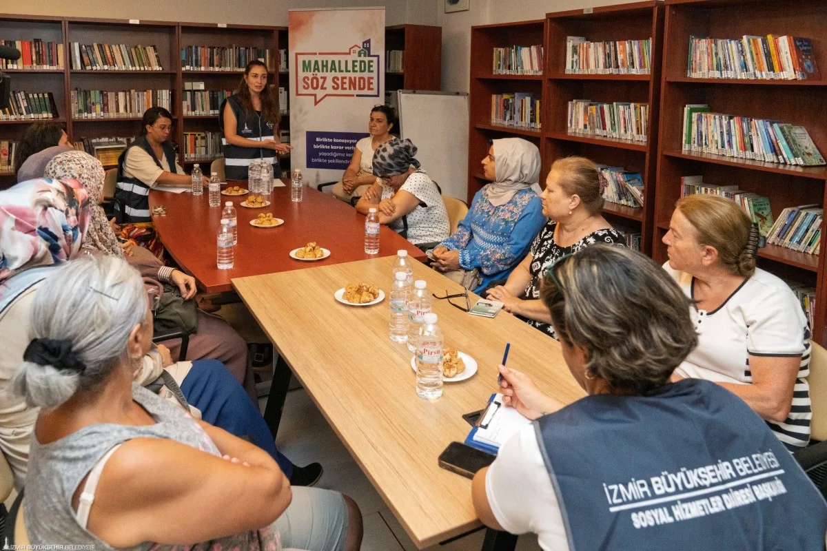 “Mahallede Söz Sende” Buca Ufuk Mahallesi’nde Vatandaşlarla Buluştu
