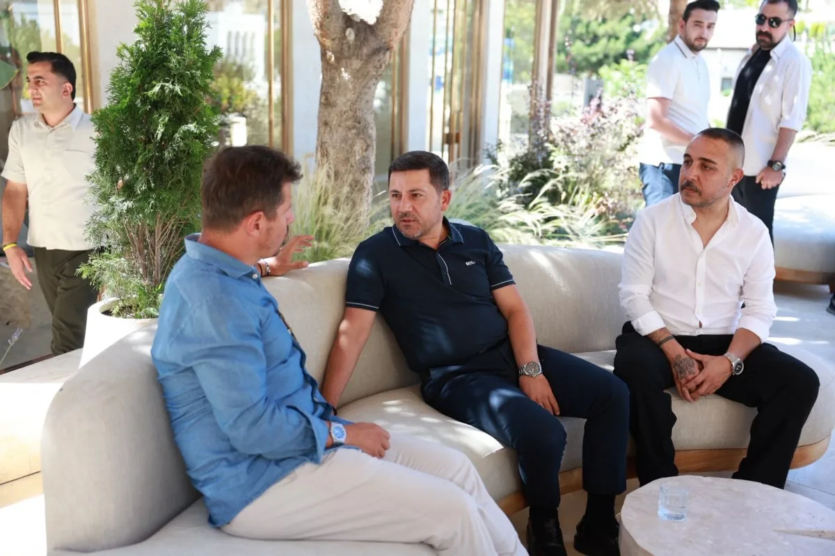 Emre Belözoğlu Nevşehir'de Başkan Arıyla Samimiyetli Buluşuyor