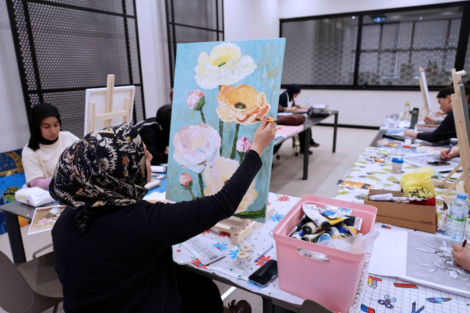 Karatay'da 586 genç bahar dönemini kurslarla geçiriyor