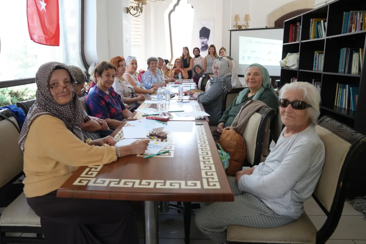 Keçiören'de Kadınlara Sanatla Duygu Atölyesi