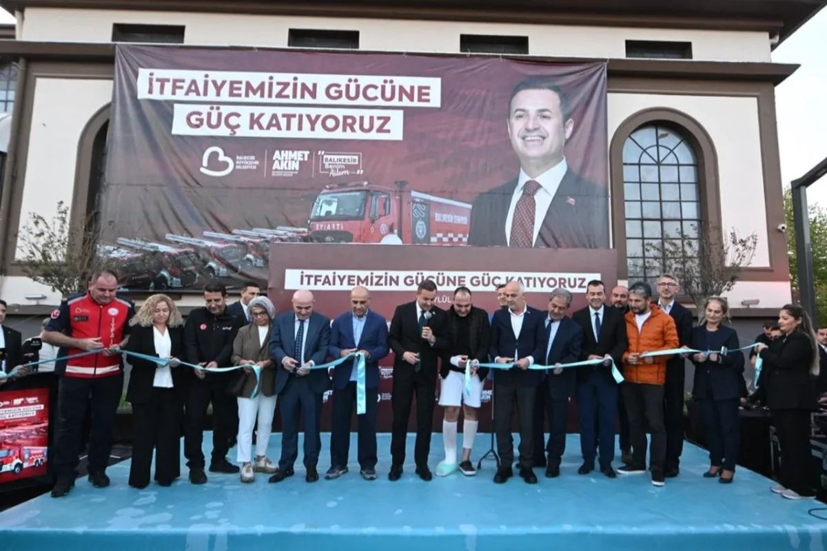 Balıkesir'e 8 yeni itfaiye aracı: Afete hazırlık artıyor
