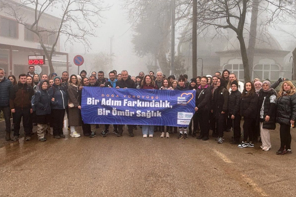 Nilüfer'de Kansere Karşı 7,5 Km Doğa Yürüyüşü
