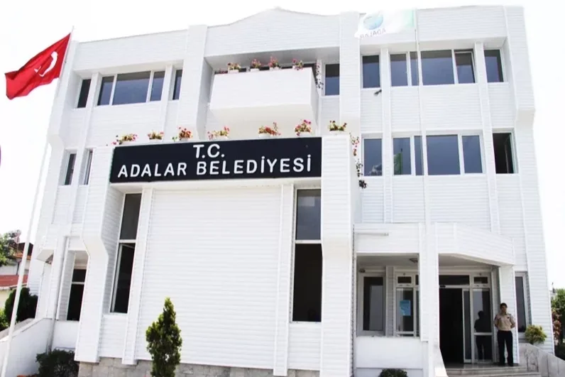 Adalar Belediye Başkan Vekili Seçimi Ertelendi
