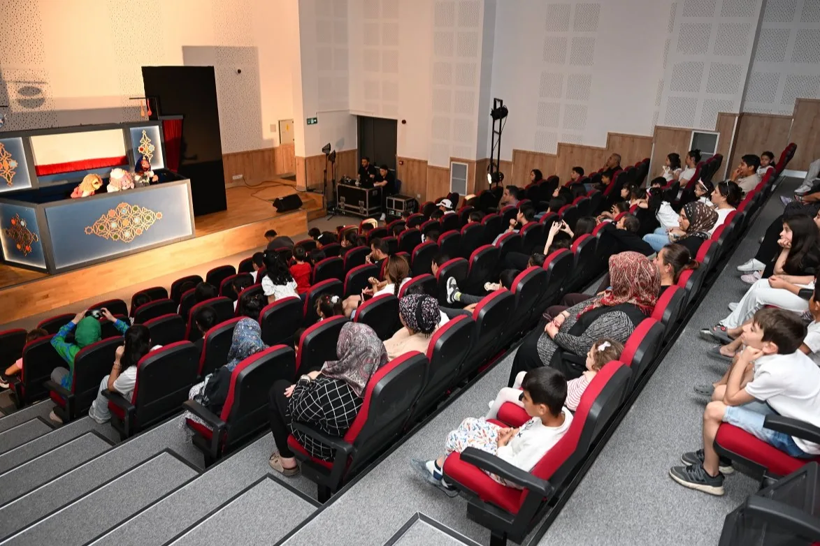 Mersin'de Kukla Oyunu İlk Kez Sahnelendi