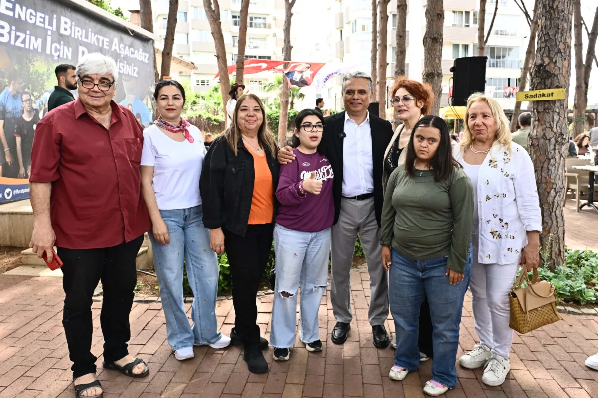 Uysal, Engelliler Haftası’nda Engelsiz Kafe’de Buluştu