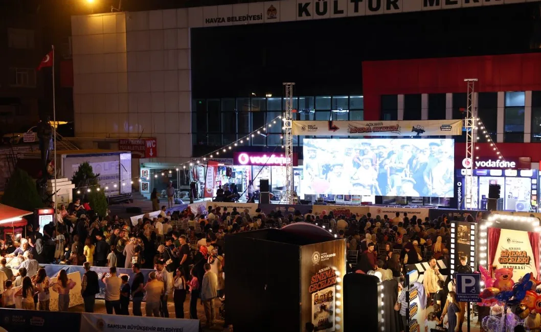 Samsun'da açık hava sinema geceleri final yapıyor
