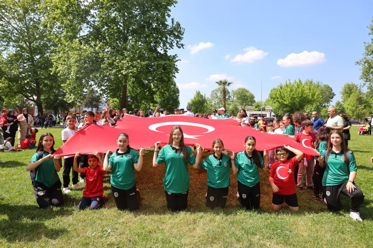 Sakarya Aziz Duran Parkı’nda 19 Mayıs coşkusu yaşandı