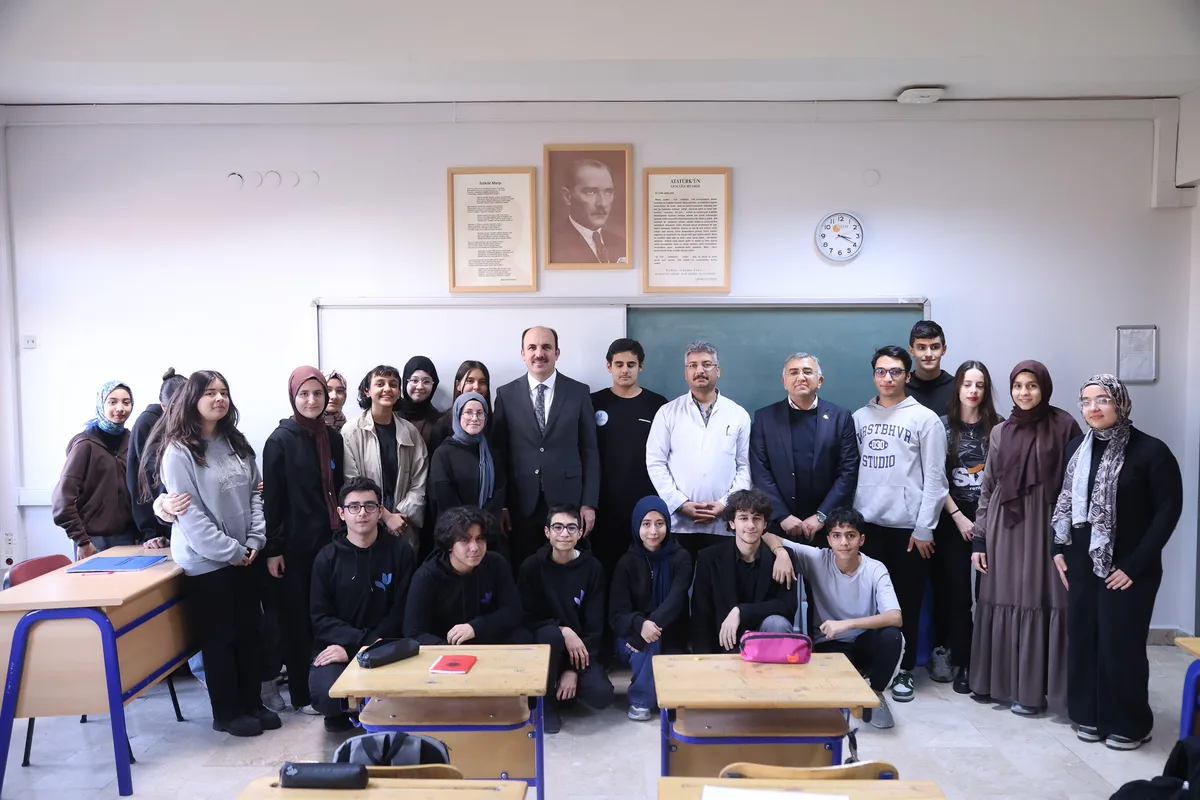 BAŞKAN ALTAY, YÜKSEKÖĞRETİM KURUMLARI SINAVI’NA GİRECEK TÜM GENÇLERE BAŞARILAR DİLEDİ