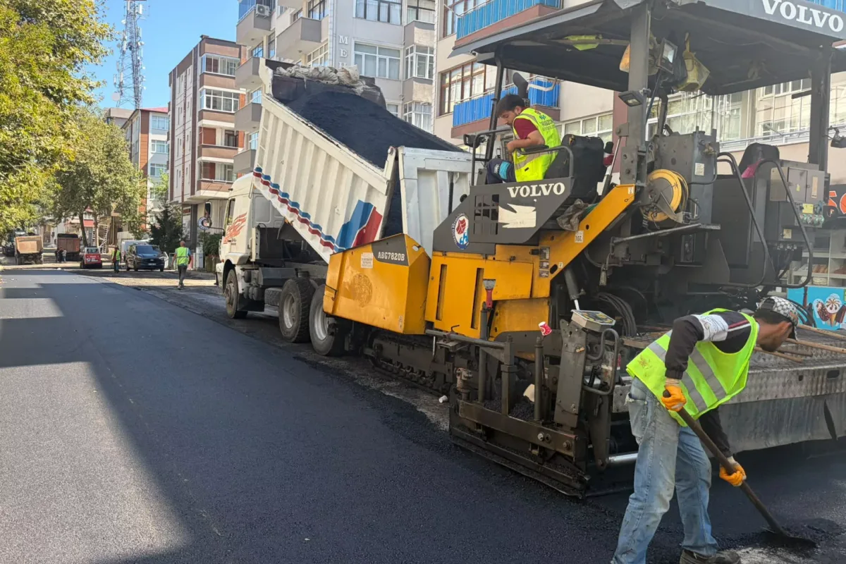 Trabzon'da yollar yenileniyor: 1 ayda 20'den fazla mahalleye asfalt