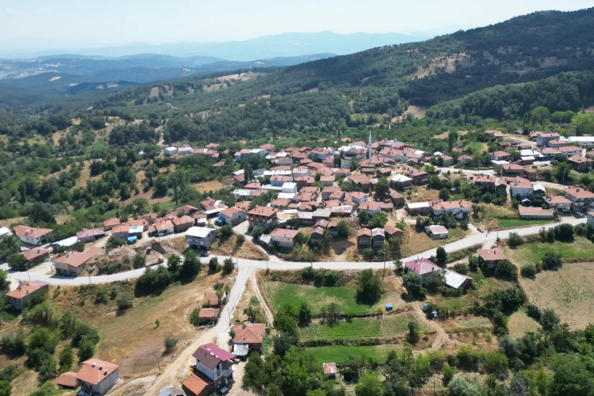 Keles'de 7 Km'lik Yol Çalışması Başladı