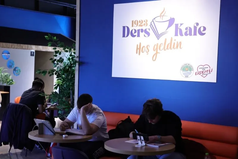 Zonguldak Belediyesi Gençlere '1923 Ders Kafe' Açtı