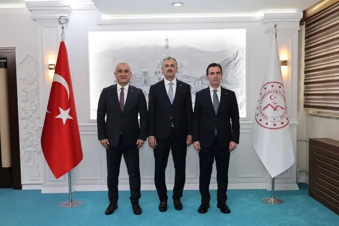 Valilerden Ağrı’ya Ziyaret: Bölgesel İş Birliği Masaya Yatırıldı
