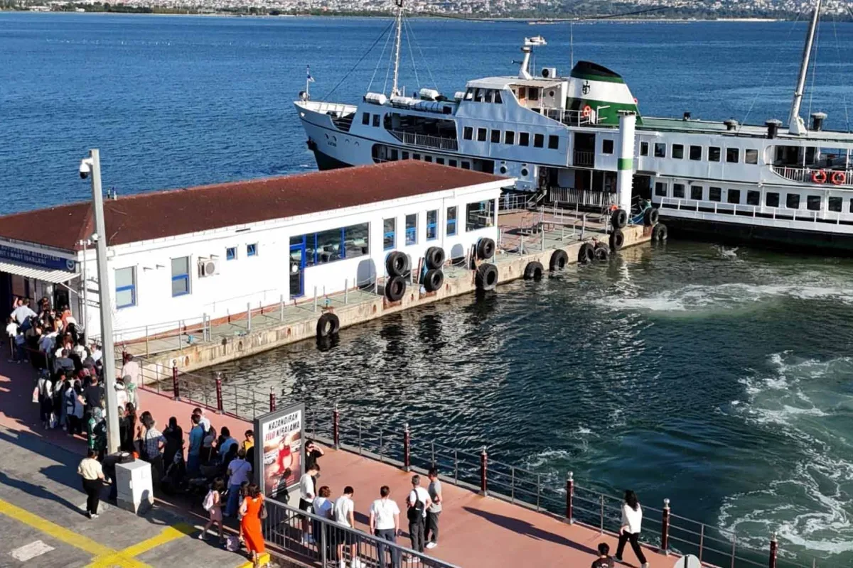 İzmit Körfezi’nde Mehtap Keyfi: Turlara Yoğun İlgi