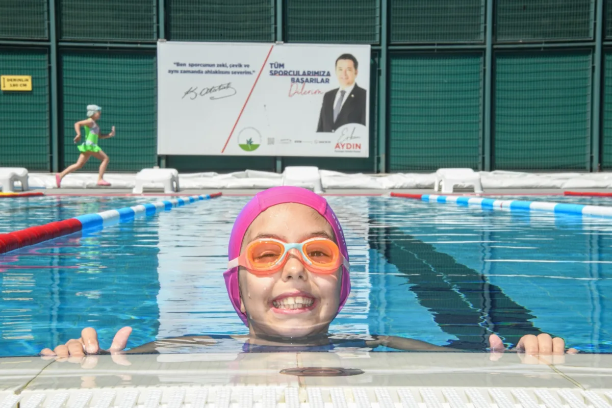 Osmangazi'de Yaz Tatiline Yüzme Başlangıcı