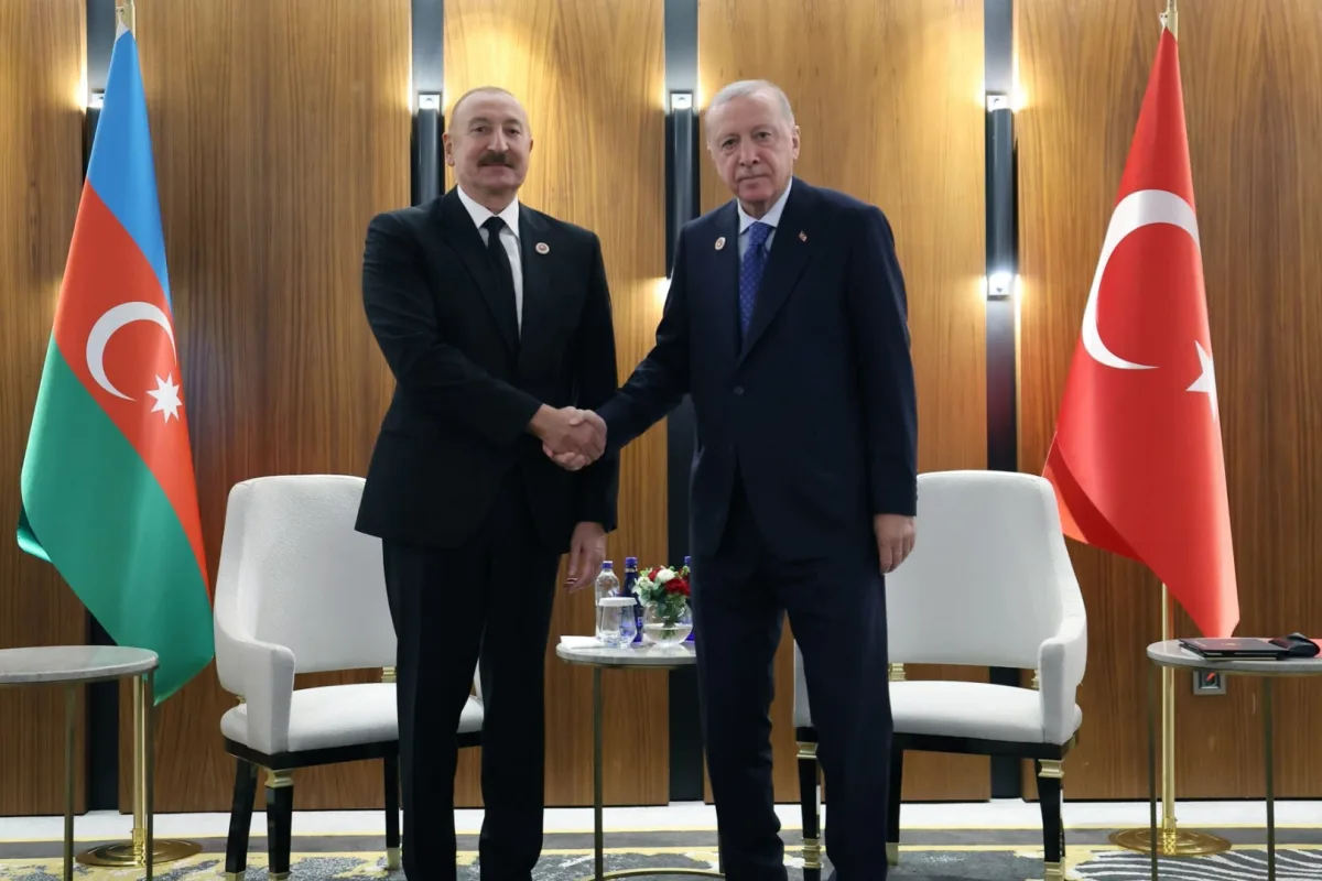 Erdoğan ve Aliyev Bişkek'te Buluştu: Enerji ve Ulaşım Gündemi