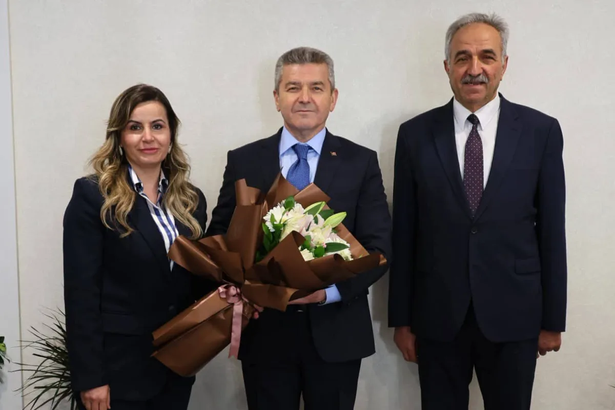 Vali Ergün, yeni İl Özel İdaresi Sekreteri Boz’u ziyaret etti