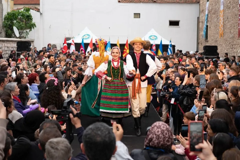 Manisa Mesir Festivali'nde Kültürel Zenginlik Defilet