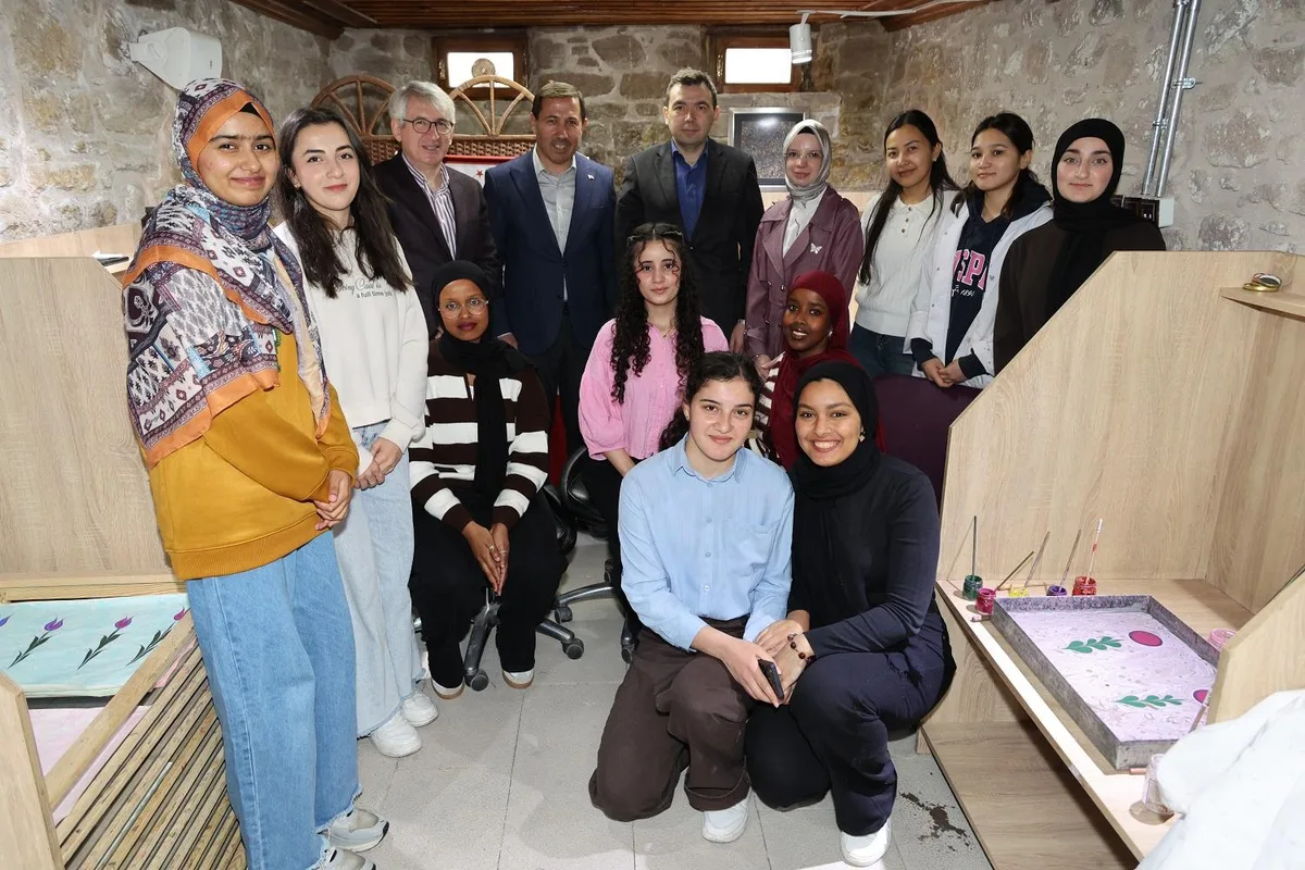 48 Ülkeden Öğrenci, Geleneksel Türk Sanatlarını Öğreniyor