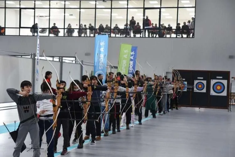 Yaz Spor Okulu Kayıtları: 18 Branşta Eğitim İçin 23 Tesis