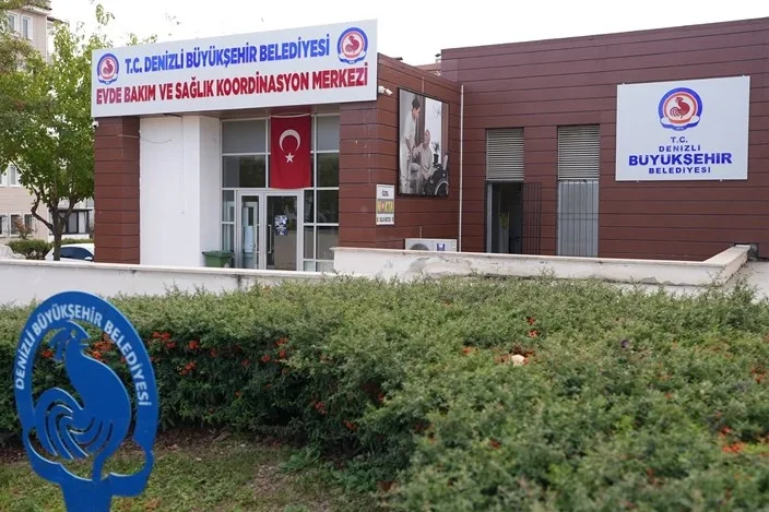Denizli'de Evde Bakım 275 Bin Kez Kapı Çaldı