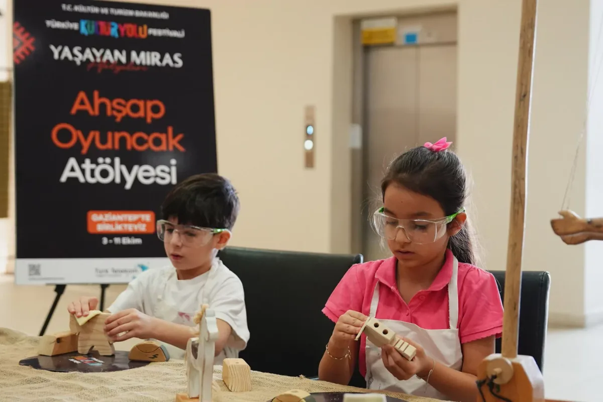 Murat Boz'la GastroAntep Festivali Gaziantep'te Devam Ediyor