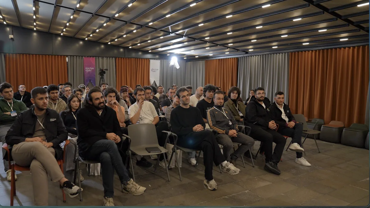 GENÇ KÜLTÜR KARTIN ÖDÜLLÜ MÜZİK HACKATHONU’NDA GENÇLER BEŞİNCİ KEZ HÜNERLERİNİ SERGİLEYECEK