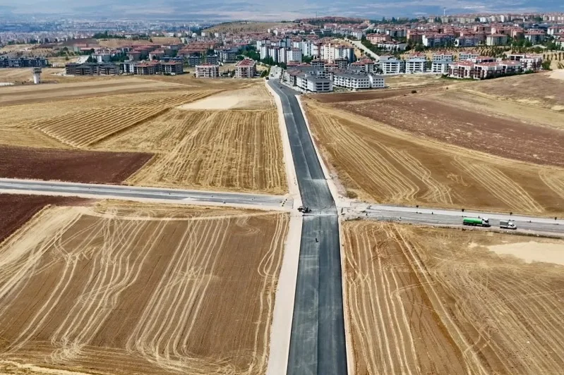 Eskişehir, Kartopu Caddesi İçin 14 Metreli Yol Yenileme Gerçekleşti