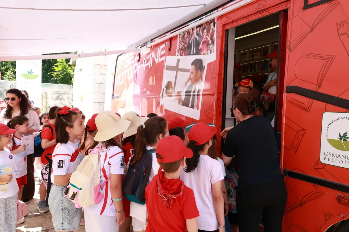 Bursa’da 67 Öğrenci Tarihi Surlara Adım Attı