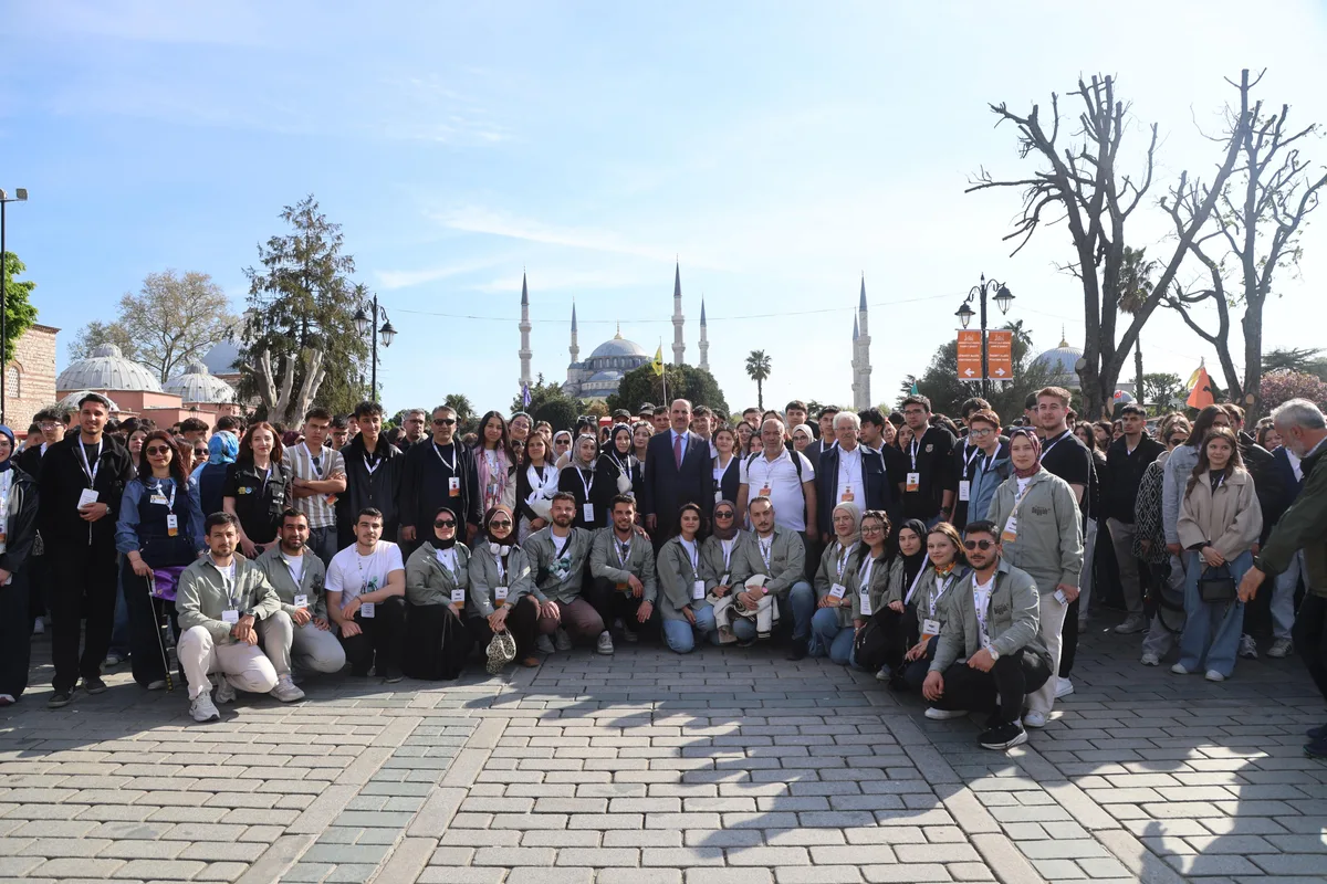 Altay'dan 138 bin öğrenciye özel İstanbul tarihi turu