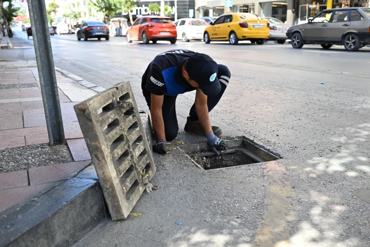 MASKİ’den Sonbahar Öncesi Yağmur Suyu Izgaralarında Temizlik Seferberliği