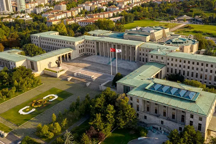 TBMM'de Yeni Haftanın Gündemi Yoğun