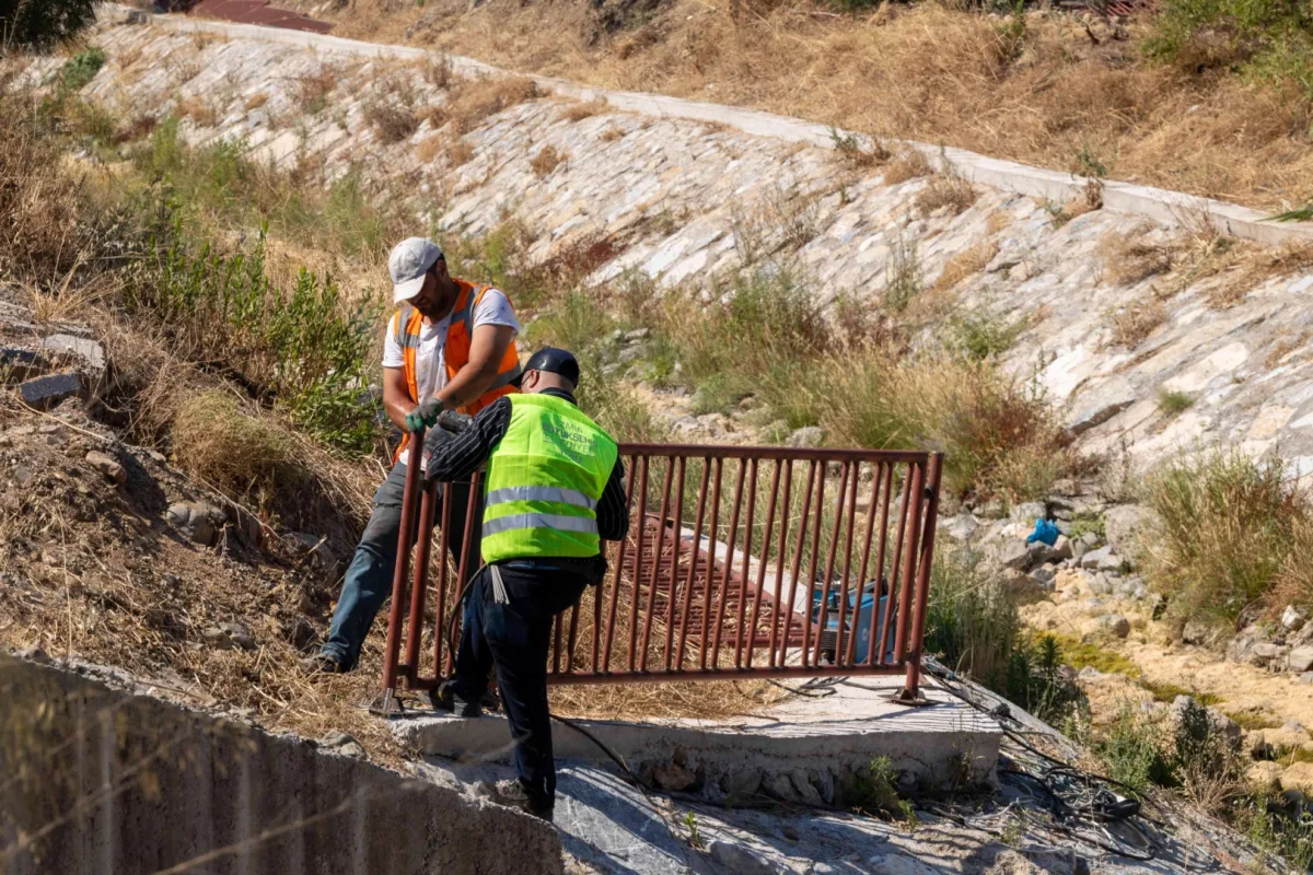 İzmir'de Sel Hasarı Giderildi, Dere Güvenliği Artırıldı
