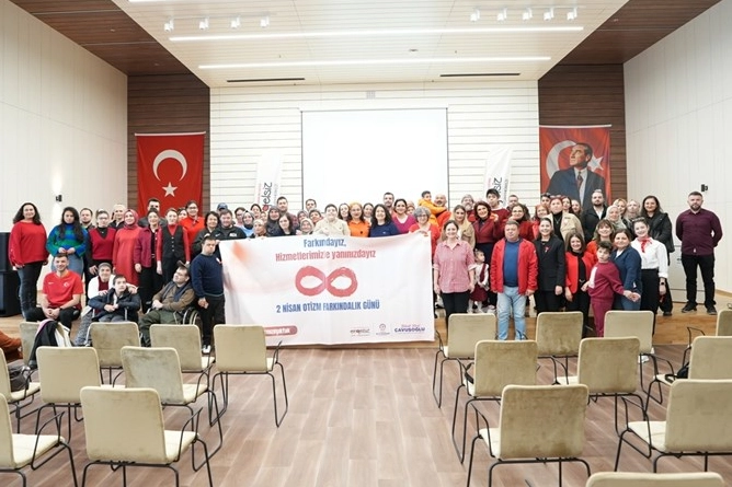 Denizli'de otizmli çocuklar masallarla buluştu