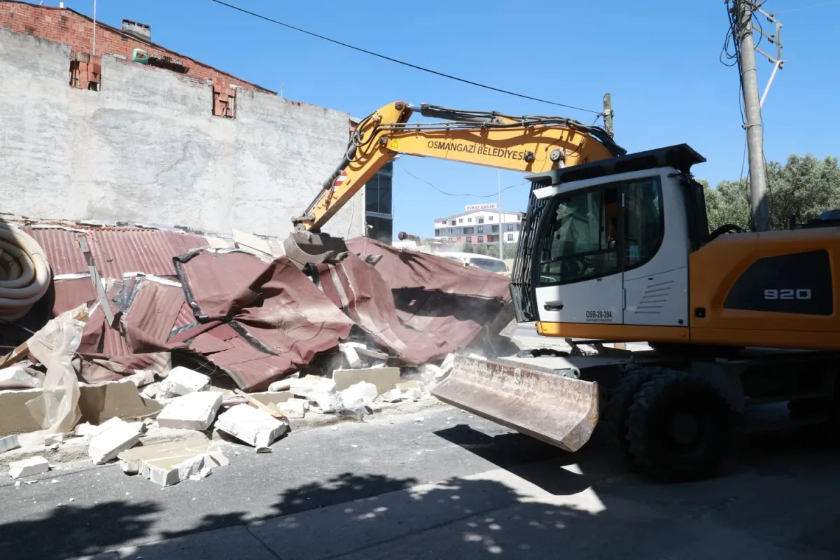 Osmangazi’daki Kaçak Yapı Yıkıldı
