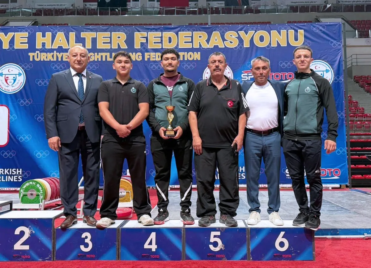 Karatay Sporcusu Türkiye’de 3 Bronz Madalya