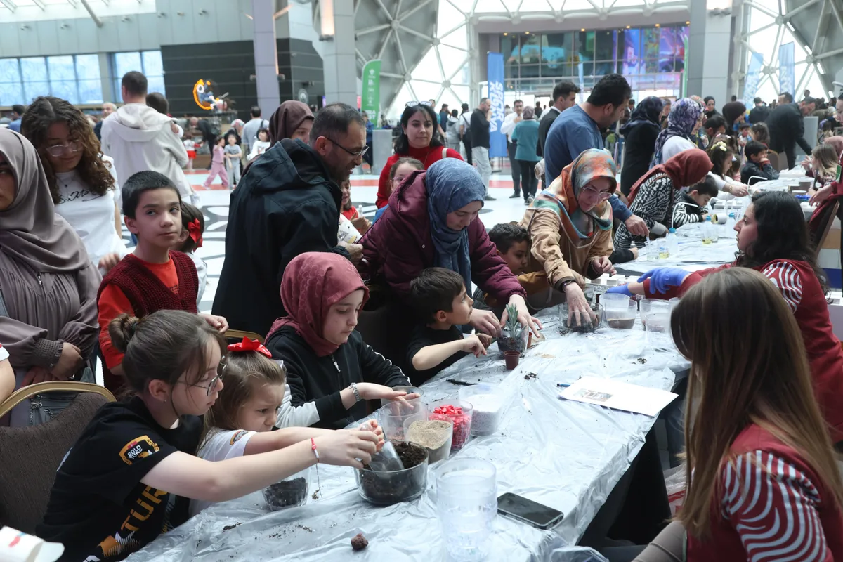 Konya Bilim Merkezi'nde 10.00-17.00 Saatiyle Süper SERAFEST