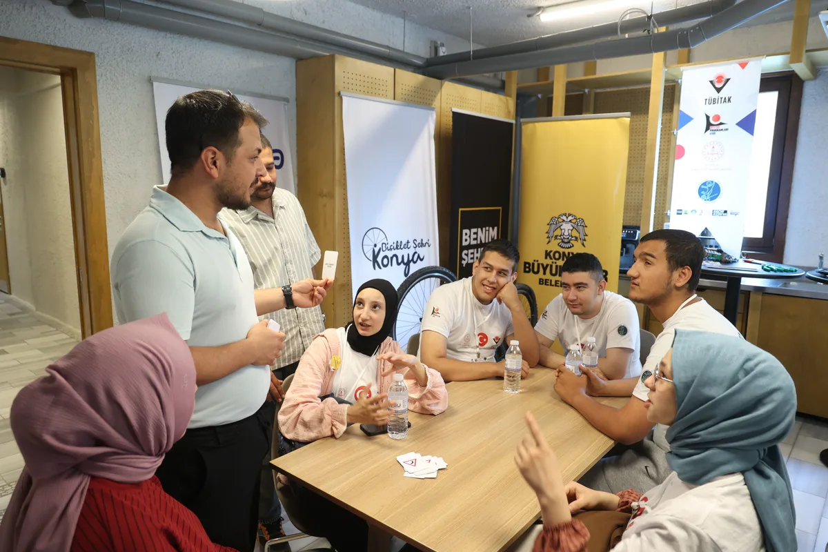 Konya’da özel gereksinimli öğrenciler bisiklet tarihine yolculuk yaptı
