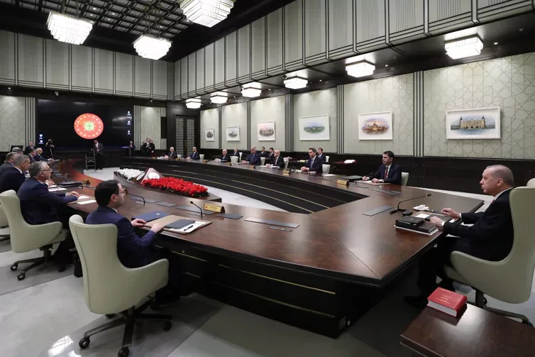 Kabine Bugün Toplanıyor: Gündemde Ekonomi, Güvenlik ve Dış Politika Var