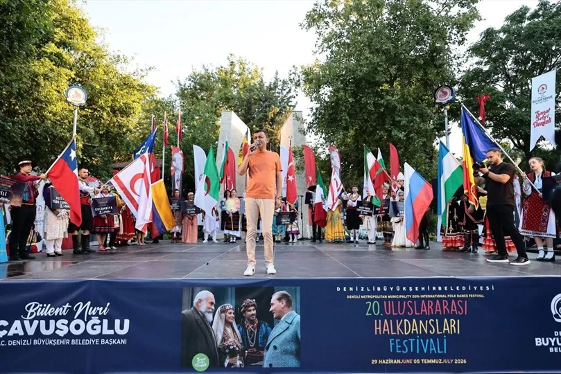 Denizli’de 20. Uluslararası Halk Dansları Festivali başladı