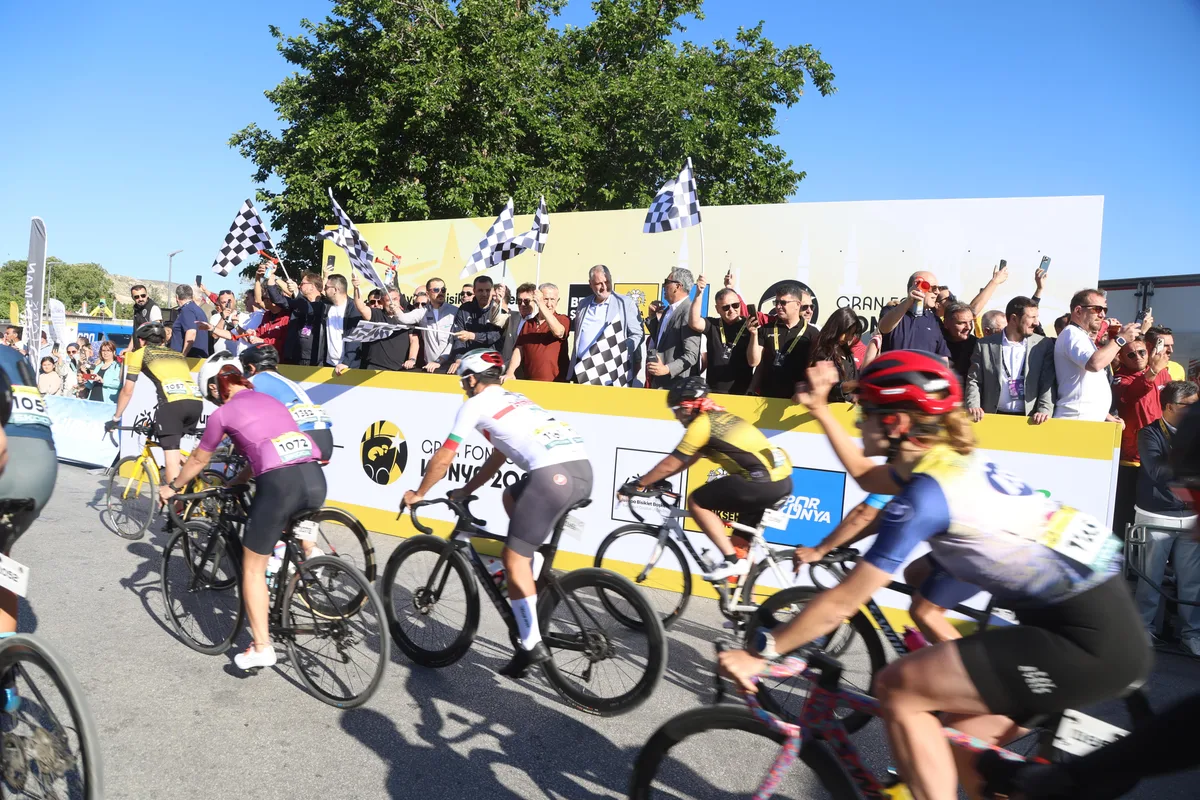 AVRUPA BİSİKLET BAŞKENTİ KONYA’DA GRANFONDO BİSİKLET YOL YARIŞI HEYECANI YAŞANDI
