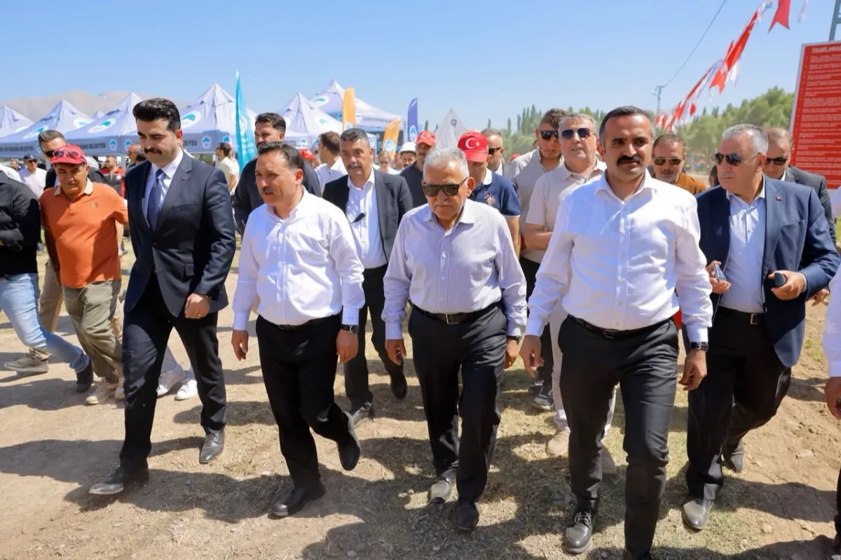 Kayseri'de Su Sporları Sezonu Coşkuyla Açıldı