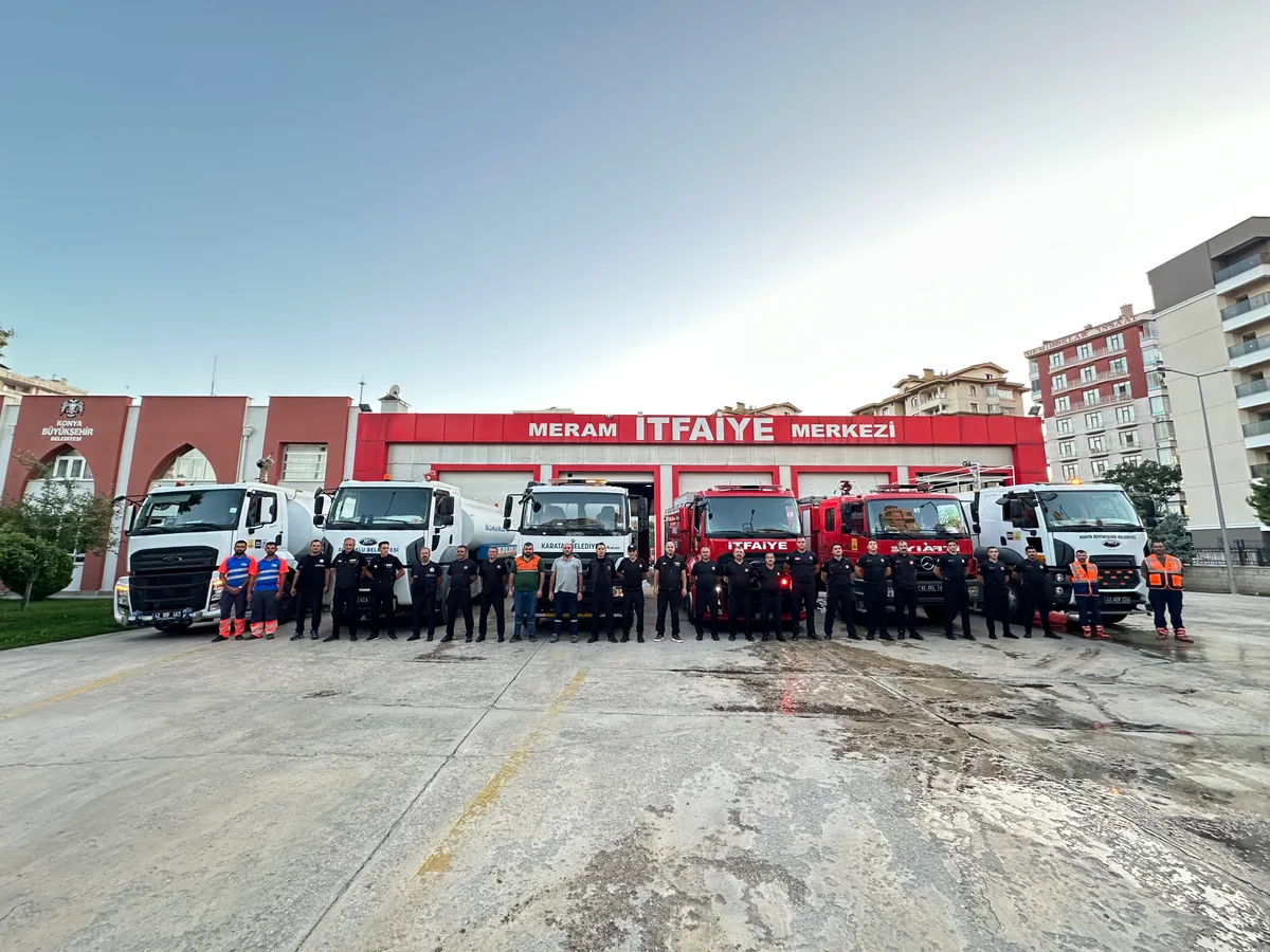 KONYA BÜYÜKŞEHİR ALANYA’DAKİ YANGINDA SÖNDÜRME ÇALIŞMALARINA DESTEK OLUYOR
